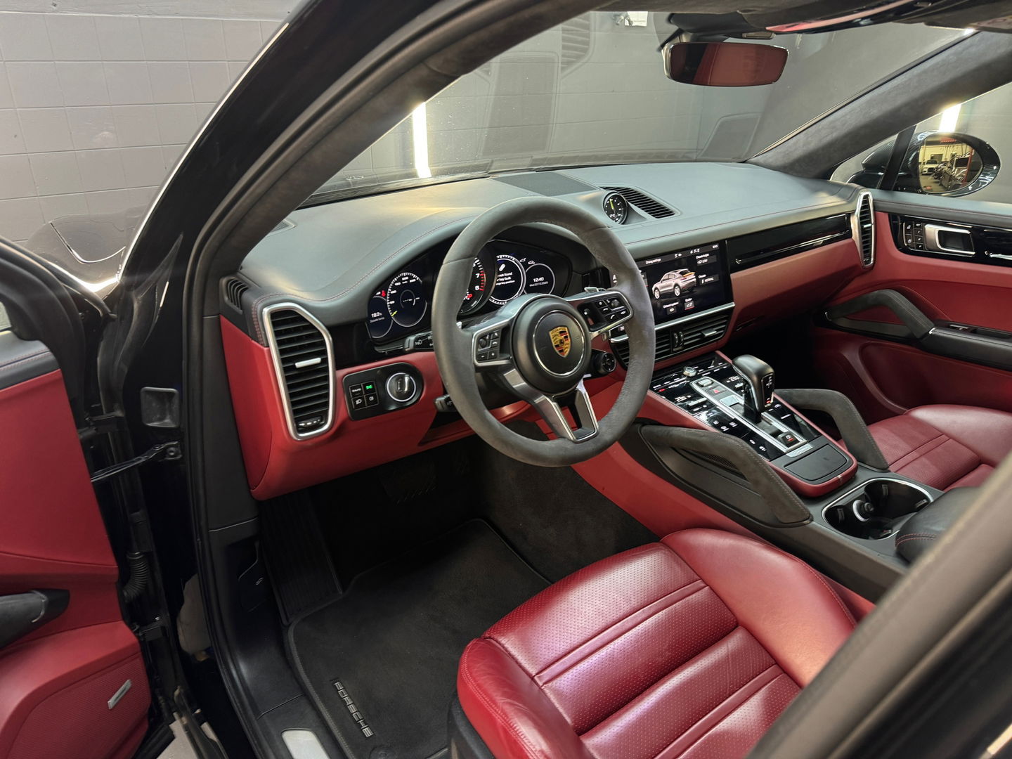 Porsche Cayenne Coupé 3.0 E-Hybrid Pano|Sportdesign|BOSE|VOL