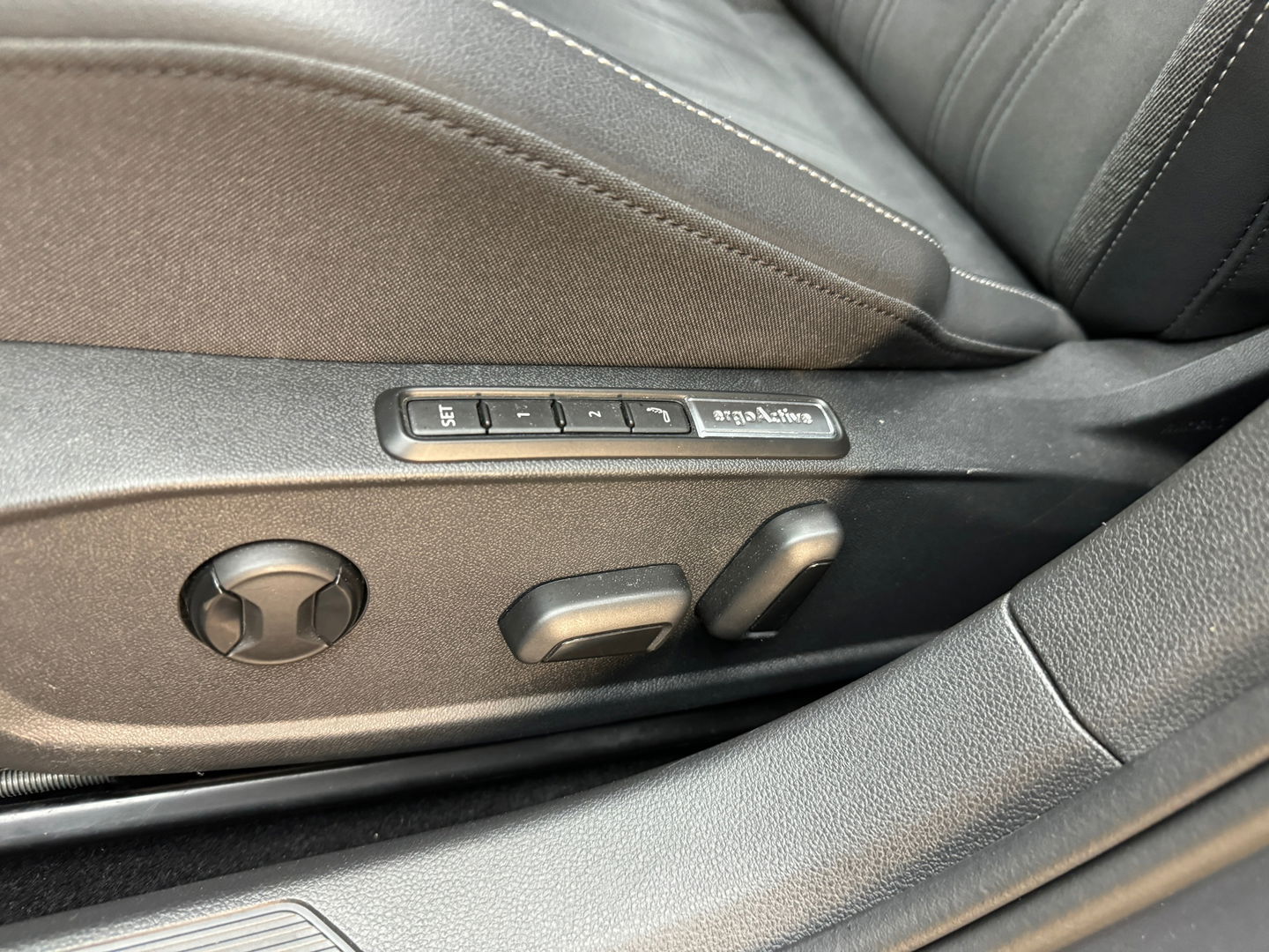 Volkswagen Golf 8.5 1.5 eTSI Life Edition Pano|Key|HuD|Memory