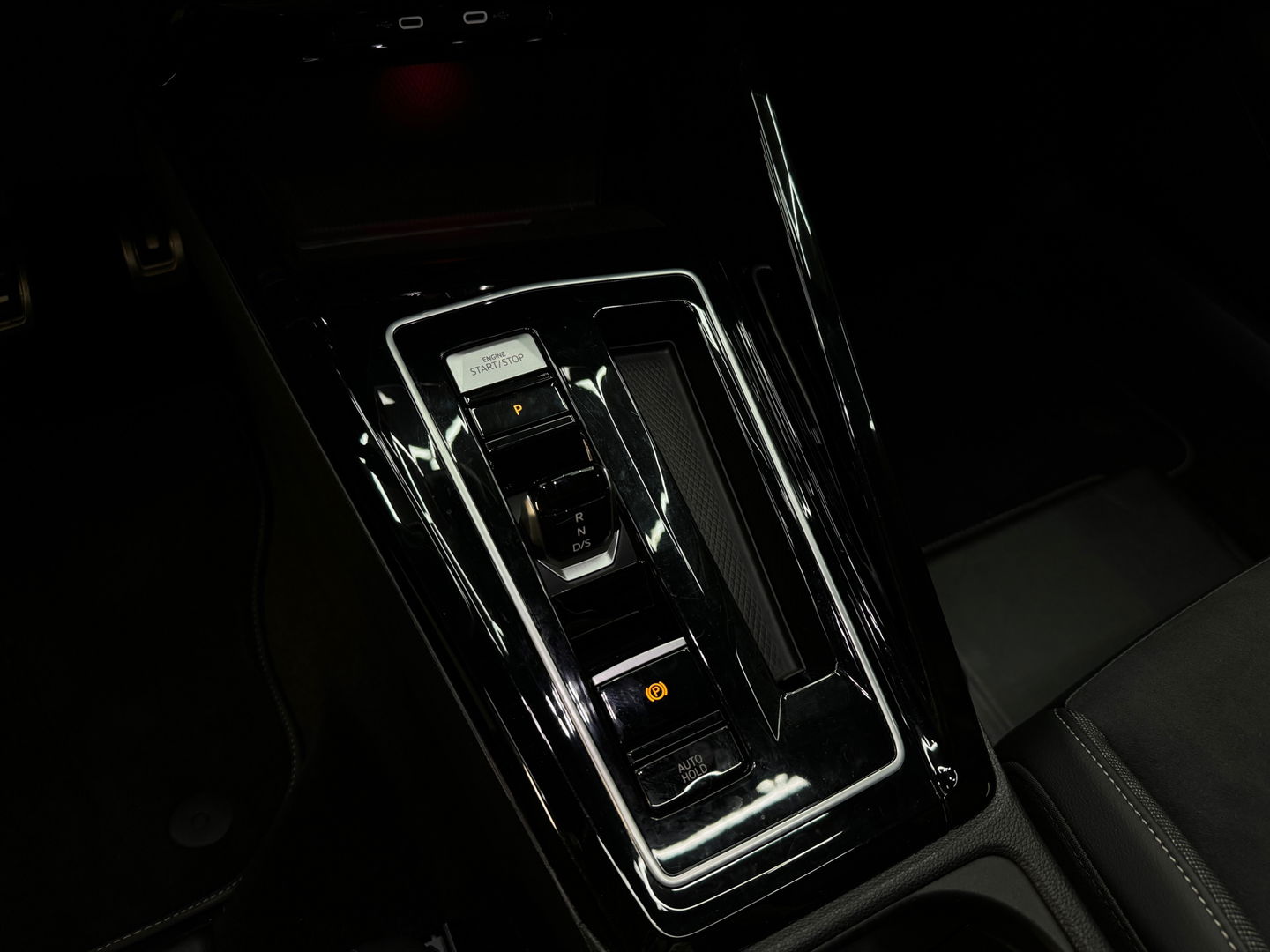 Volkswagen Golf 8.5 1.5 eTSI Life Edition Pano|Key|HuD|Memory