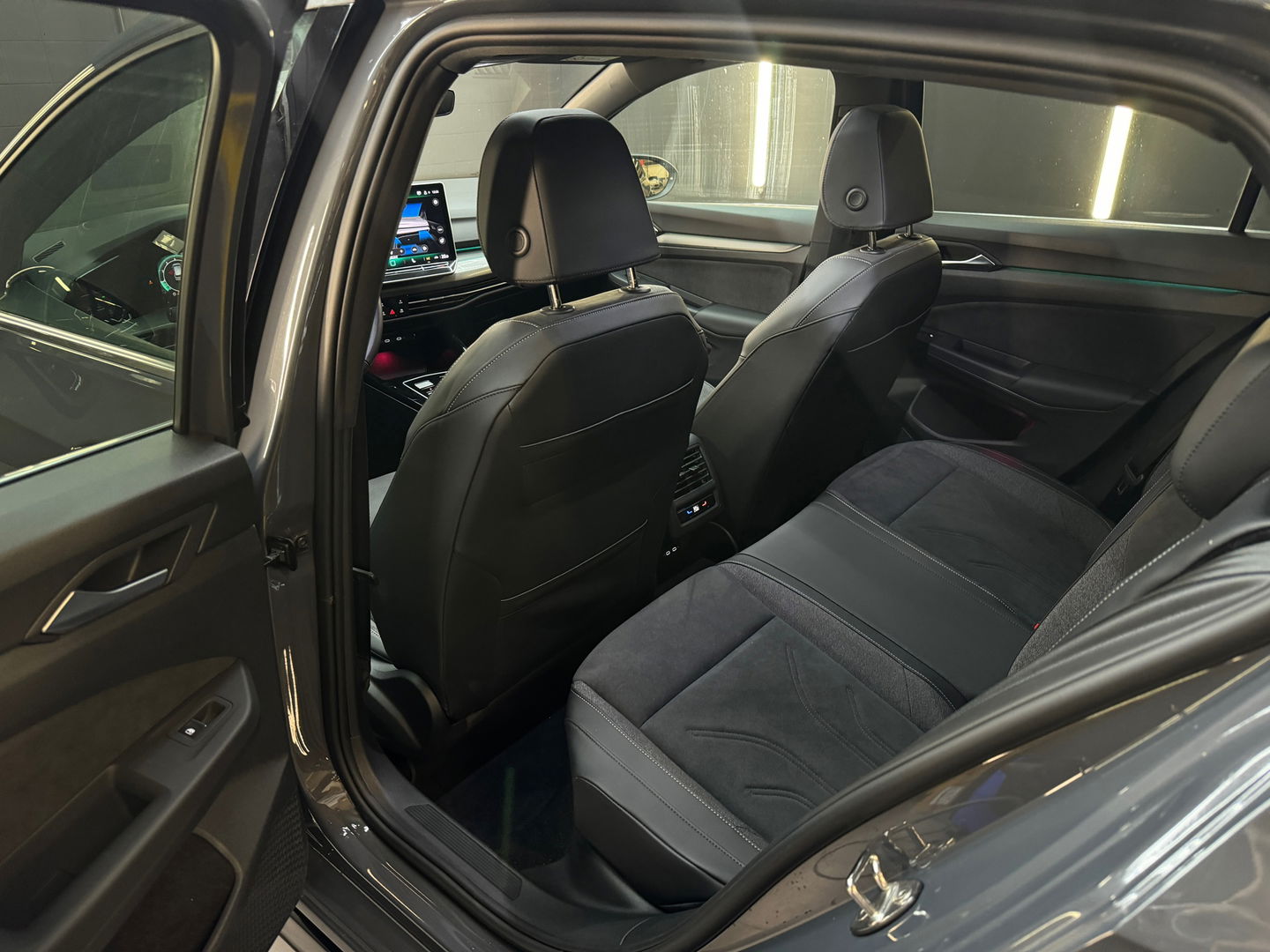 Volkswagen Golf 8.5 1.5 eTSI Life Edition Pano|Key|HuD|Memory