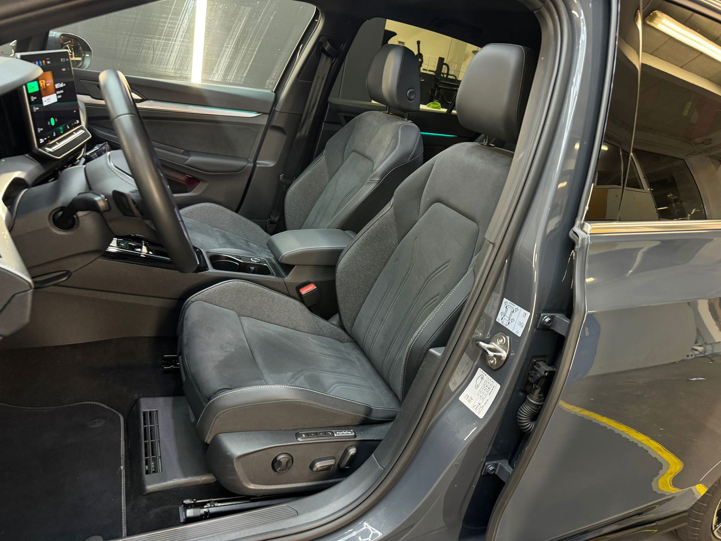 Volkswagen Golf 8.5 1.5 eTSI Life Edition Pano|Key|HuD|Memory