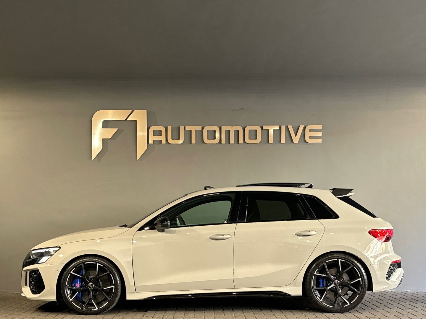 Audi RS3 Sportback 2.5 TFSI quattro Pano|Ceramic|HuD|B&O|VOL