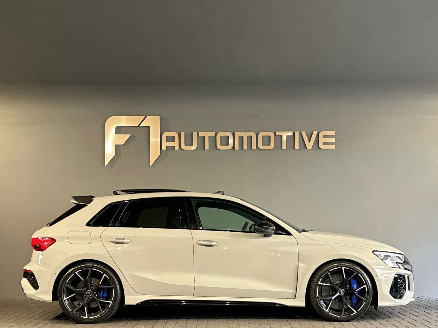 Audi RS3 Sportback 2.5 TFSI quattro Pano|Ceramic|HuD|B&O|VOL