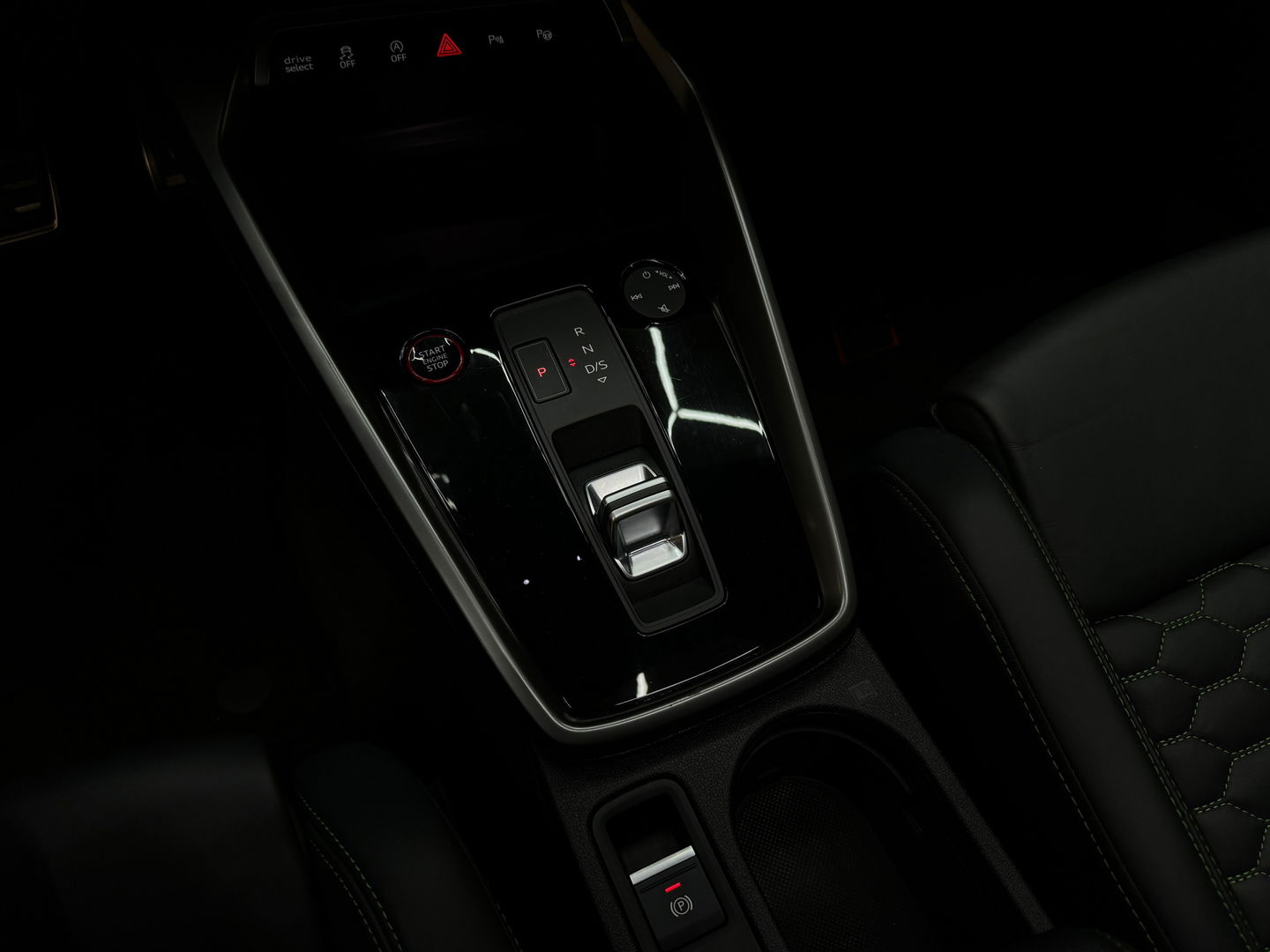 Audi RS3 Sportback 2.5 TFSI quattro Pano|Ceramic|HuD|B&O|VOL