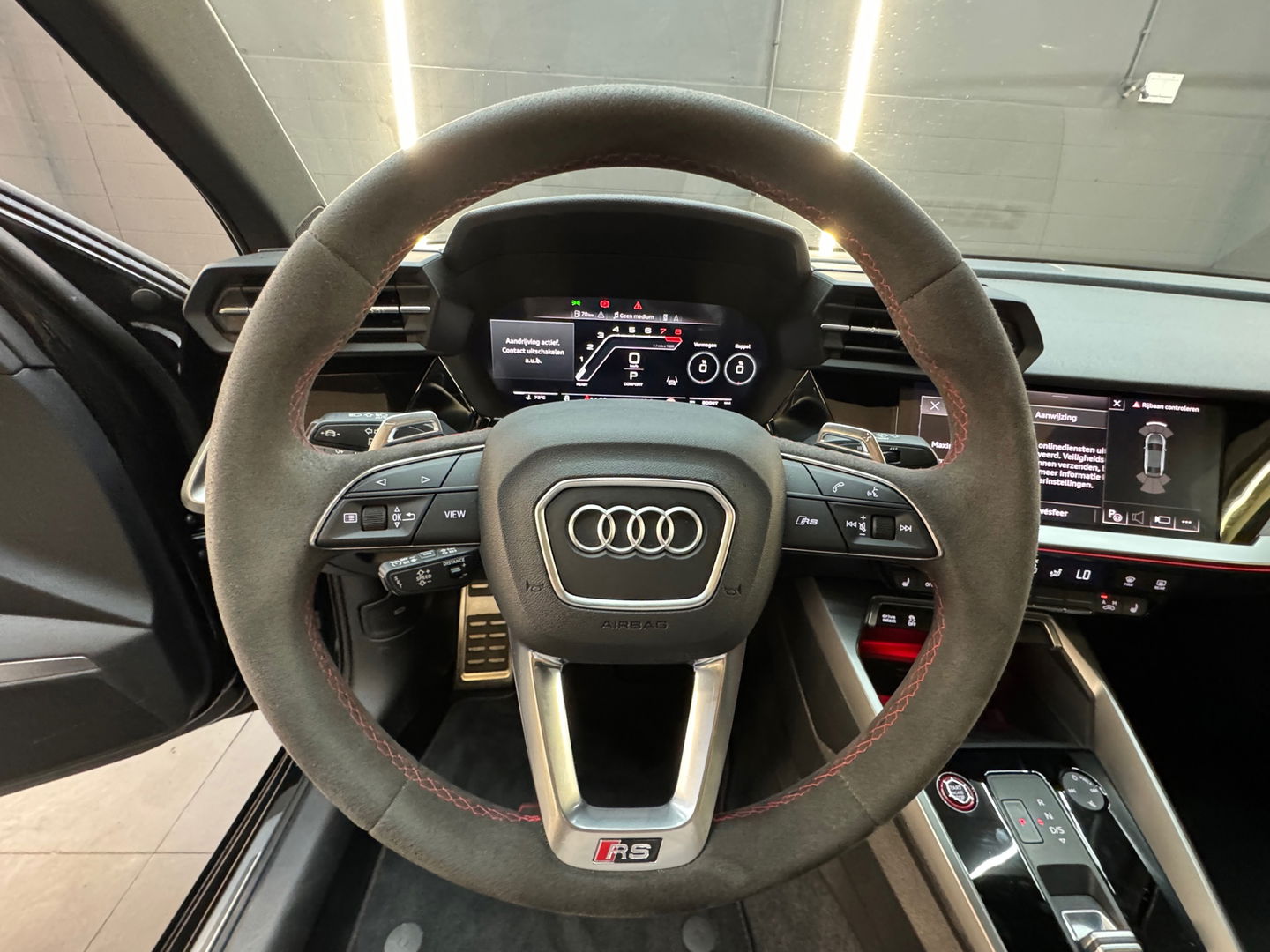 Audi RS3 Limousine 2.5 TFSI Quattro Pano|HuD|Massage|B&O|BTW
