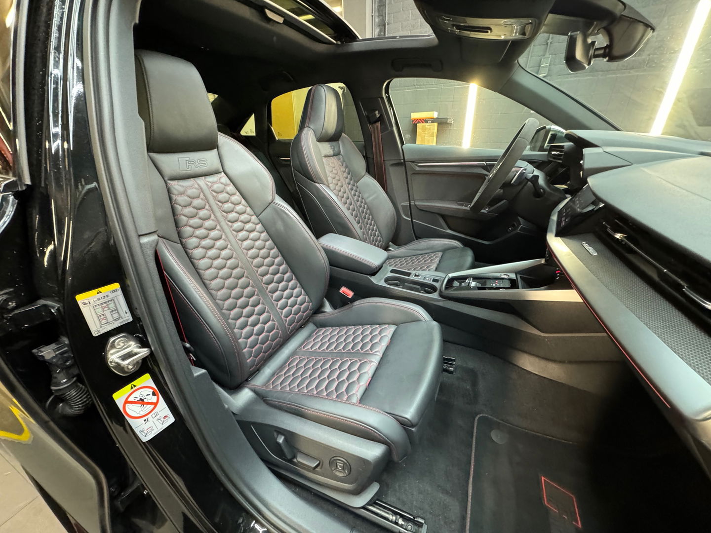 Audi RS3 Limousine 2.5 TFSI Quattro Pano|HuD|Massage|B&O|BTW