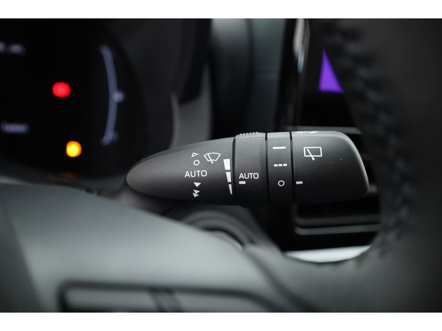 Toyota Yaris Cross 1.5 Hybrid Teamplayer 130pk | Winter pakket | Safety pakket | Navi | Adapt. Cruise | Camera | Keyless