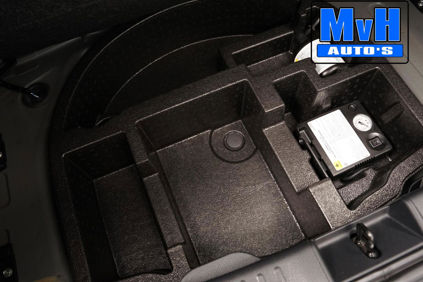 Toyota Yaris 1.5 Hybrid Business Plus|CAMERA|LED|CARPLAY|ACC