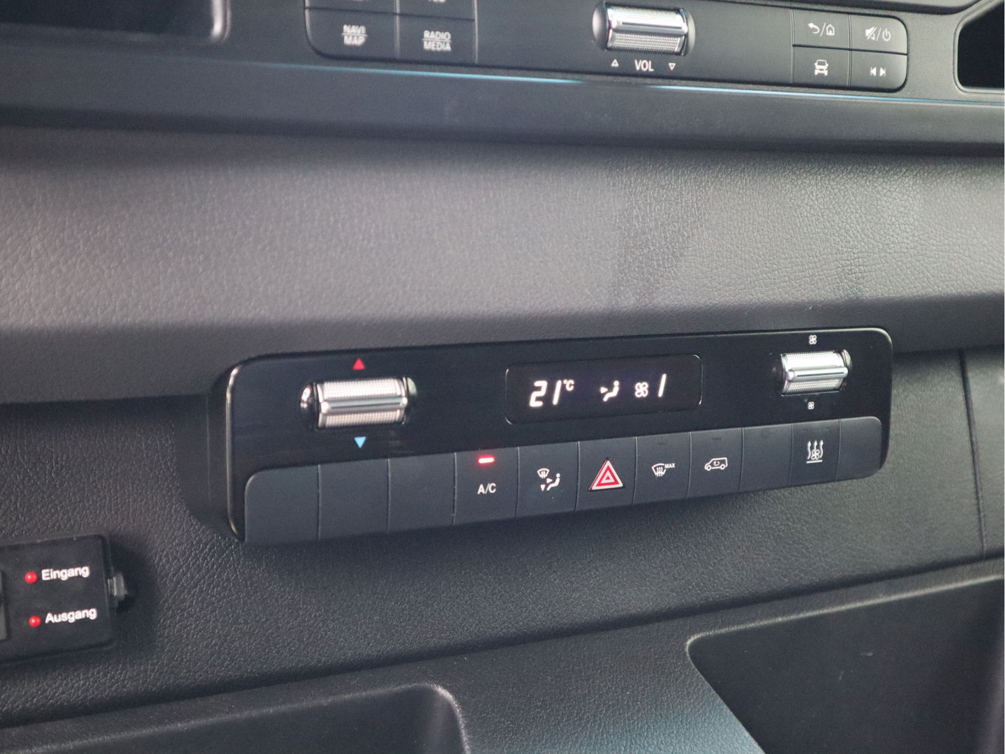 Mercedes-Benz Sprinter 319 CDI V6 Automaat L2H2 - BW Inrichting - 3,5t KG Trekhaak - Standkachel