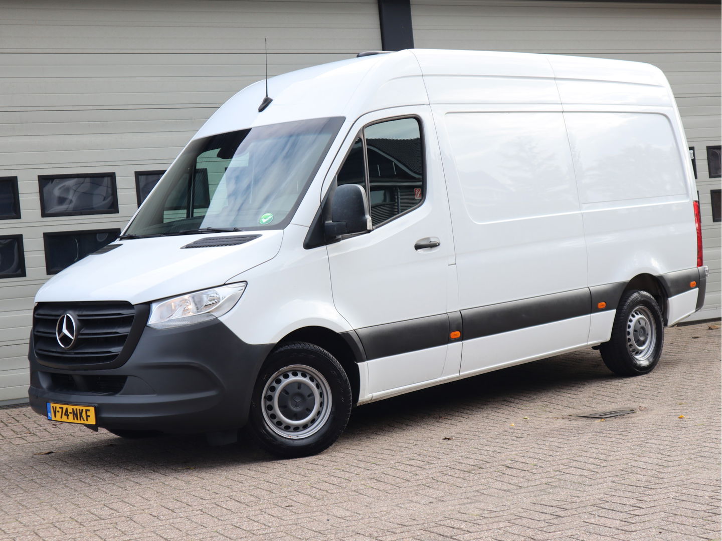 Mercedes-Benz Sprinter 319 CDI V6 Automaat L2H2 - BW Inrichting - 3,5t KG Trekhaak - Standkachel