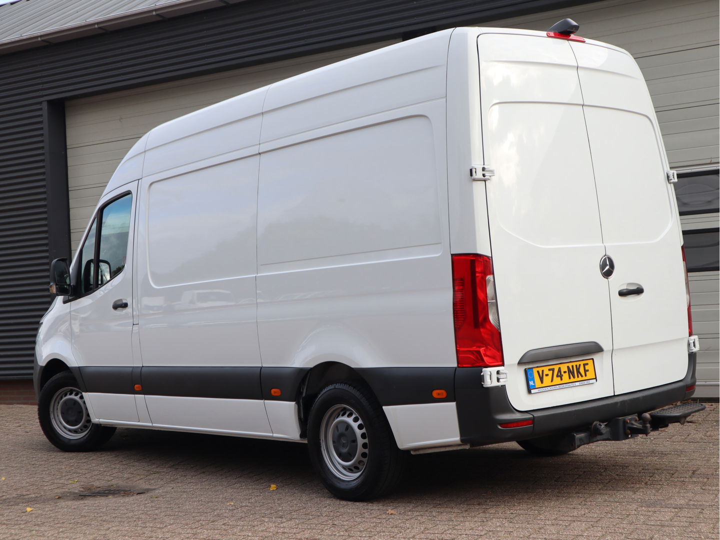 Mercedes-Benz Sprinter 319 CDI V6 Automaat L2H2 - BW Inrichting - 3,5t KG Trekhaak - Standkachel