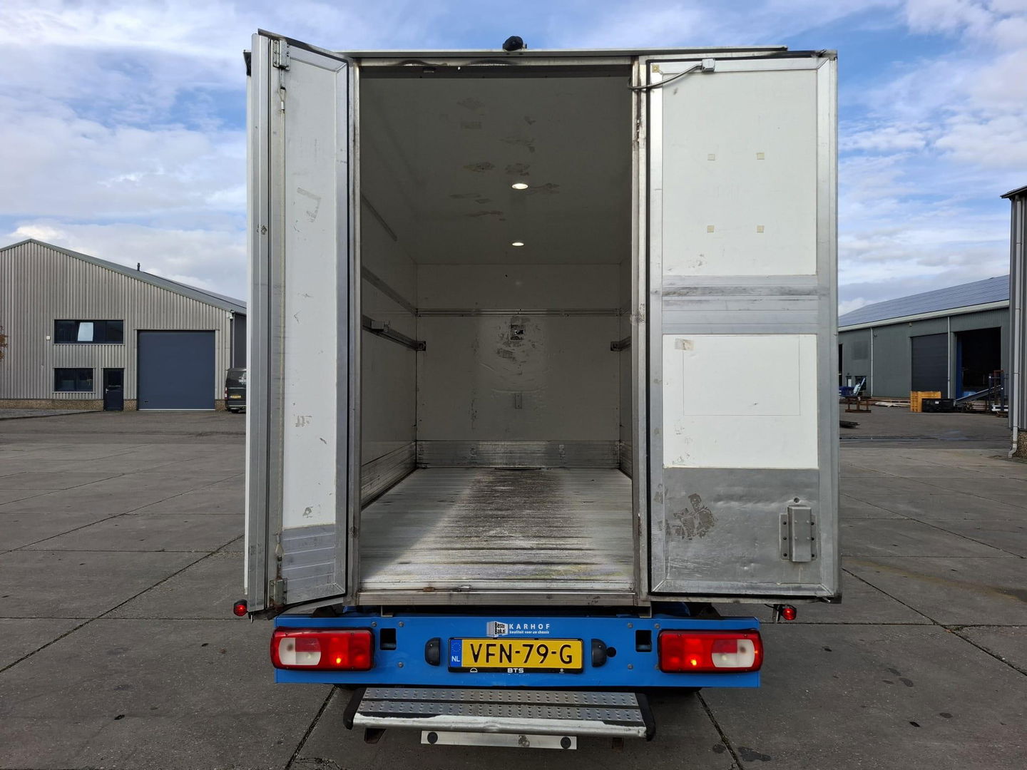 Volkswagen Crafter 35 2.0 TDI L4H3 BAKWAGEN MET DEUREN / EURO 6 / N.A.P / DEALER ONDERHOUDEN