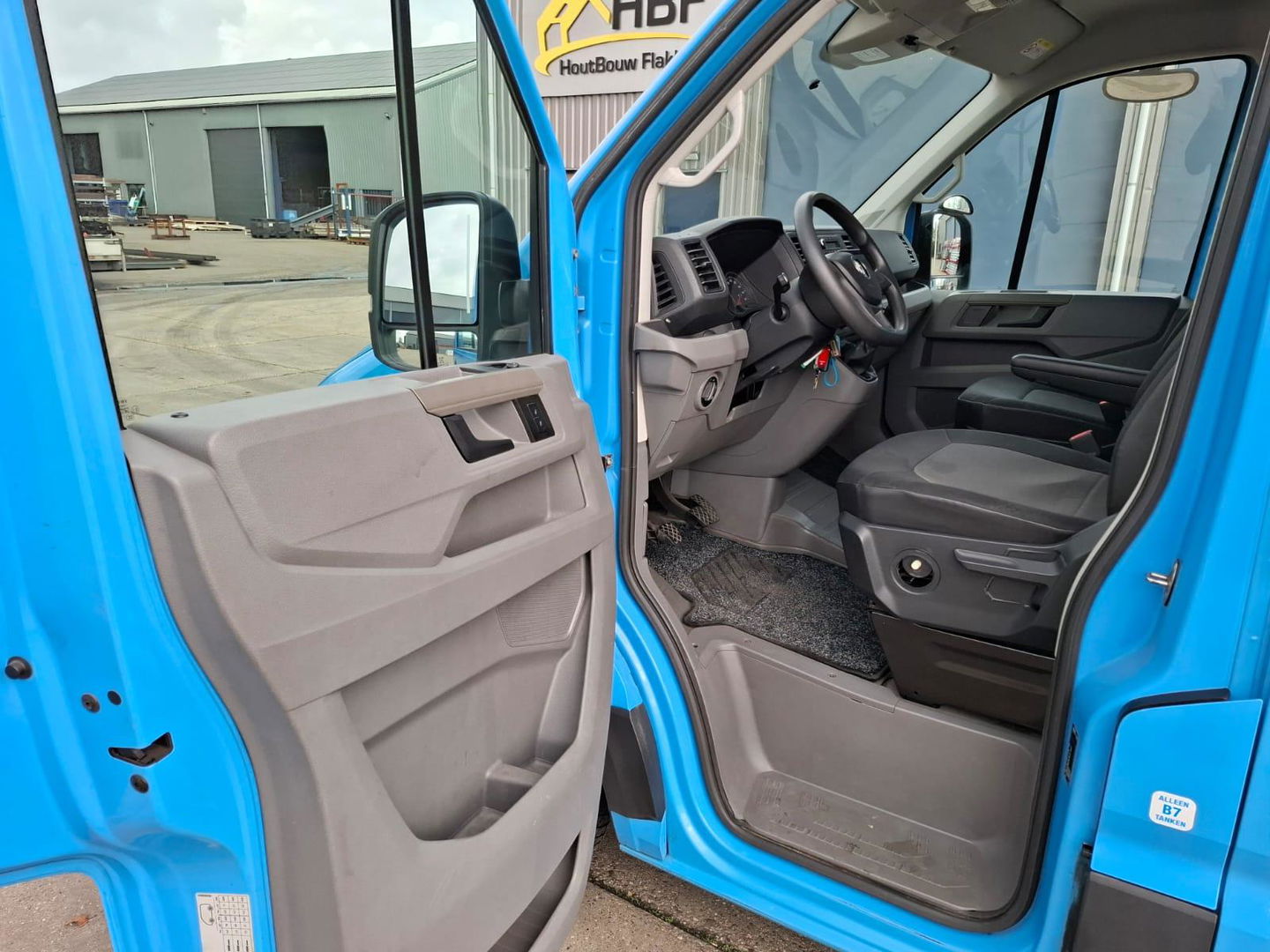 Volkswagen Crafter 35 2.0 TDI L4H3 BAKWAGEN MET DEUREN / EURO 6 / N.A.P / DEALER ONDERHOUDEN