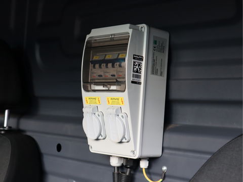 Mercedes-Benz Sprinter 316 CDI Automaat L2H2 RWD - Bott BW Inrichting - LED - 3,5t KG Trekhaak