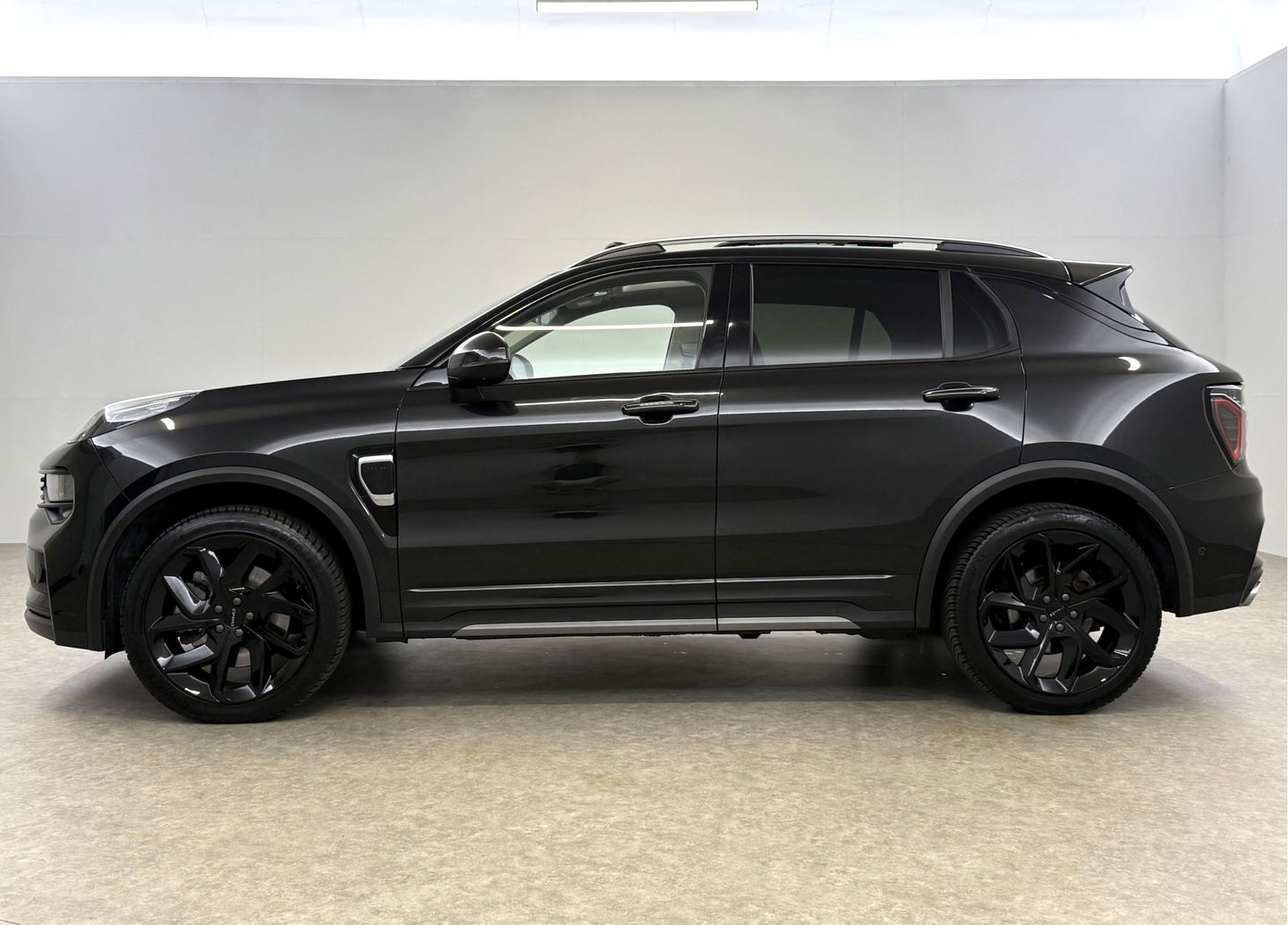 Lynk Co 01 1.5 Black Edition | Pano | Sfeerverl. | 360° | Memory | Virtual | Carplay | Adaptive Cruise