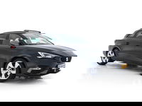 SEAT Leon - Sportstourer 2.0 TDI FR Business Intense (INCL-BTW) Aut.  *PANO | FULL-LED | ADAPTIVE-CRUISE | DIGI-COCKPIT | NAVI-FULLMAP | LEATHER-MICROFIBRE | CARPLAY | KEYLESS | SHIFT-PADDLES | SPORT-SEATS | AMBIENT-LIGHT | CAMERA | 17''ALU | T