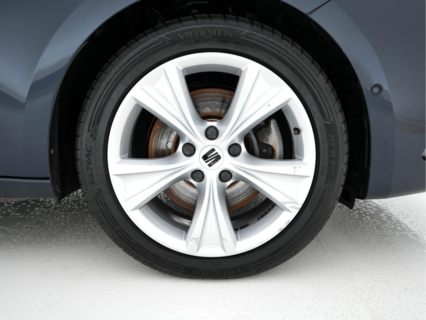 SEAT Leon Sportstourer 2.0 TDI FR Business Intense (INCL-BTW) Aut.  *PANO | FULL-LED | ADAPTIVE-CRUISE | DIGI-COCKPIT | NAVI-FULLMAP | LEATHER-MICROFIBRE | CARPLAY | KEYLESS | SHIFT-PADDLES | SPORT-SEATS | AMBIENT-LIGHT | CAMERA | 17''ALU | T