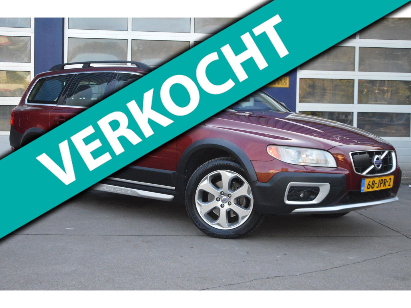 Volvo XC70 D5 AWD Summum Youngtimer | 5 Cilinder | Adap. Cruise | Geventileerde en verwarmde stoelen | BLIS | Dealer onderhouden |