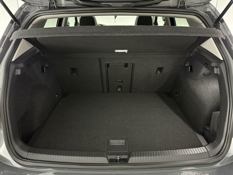 Volkswagen Golf 1.5 eTSI Style | Pano | Memory | Virtual | Massage | Sfeer | Camera | Carplay | Adaptive Cruise | NAP