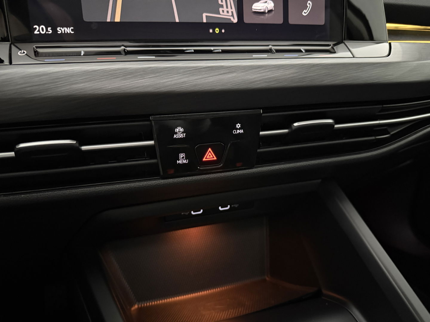 Volkswagen Golf 1.5 eTSI Style | Pano | Memory | Virtual | Massage | Sfeer | Camera | Carplay | Adaptive Cruise | NAP