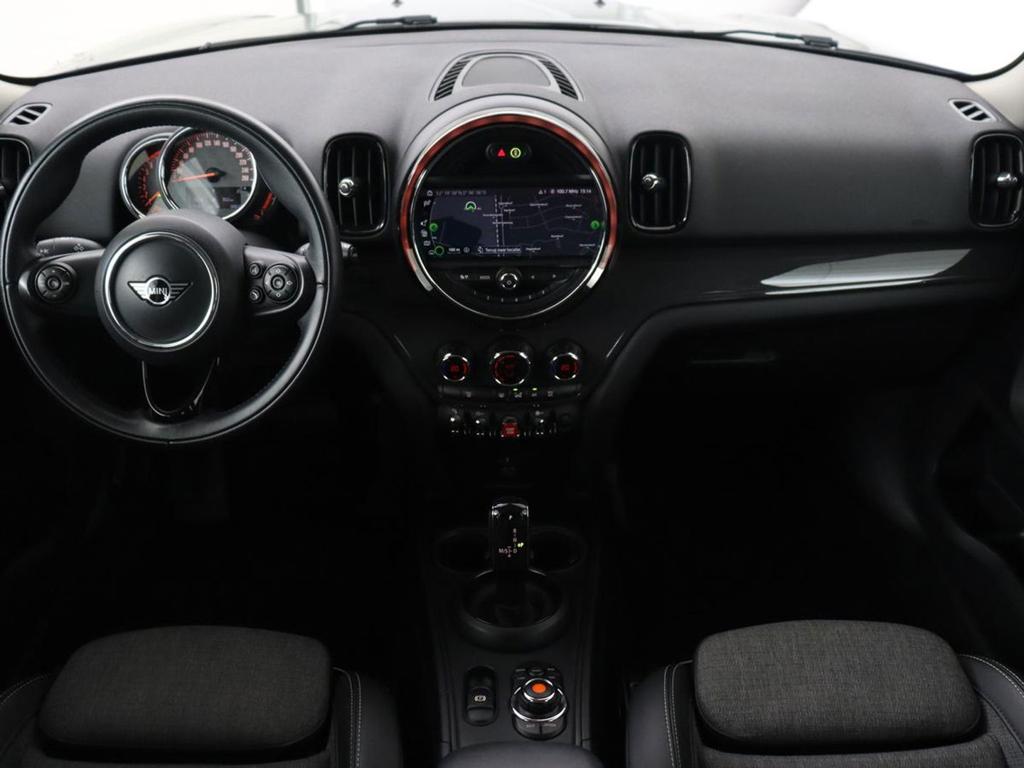 MINI Countryman 1.5 One Business Edition | Harman/Kardon | Carplay | Full LED | Keyless | Navigatie | Park Assist | Half leder | Climate control | Cruise control