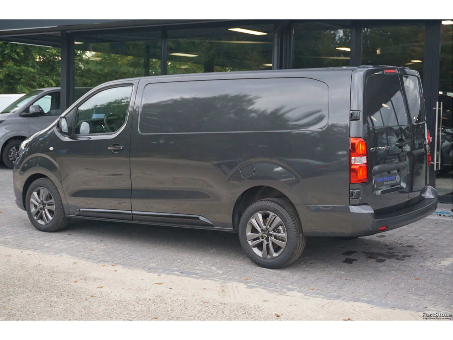 Citroƫn Jumpy 2.0D 180PK EAT8 Aut L3H1 BPM VRIJ!! LED, Navi, Clima, Camera, 17" LM, Stoel-Stoel!! Nr. 001