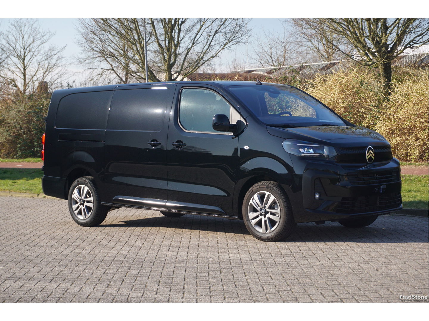 Citroƫn Jumpy 2.0D 180PK EAT8 Aut L3H1 BPM VRIJ!! LED, Navi, Clima, Camera, 17" LM, Stoel-Stoel!! Nr. 002