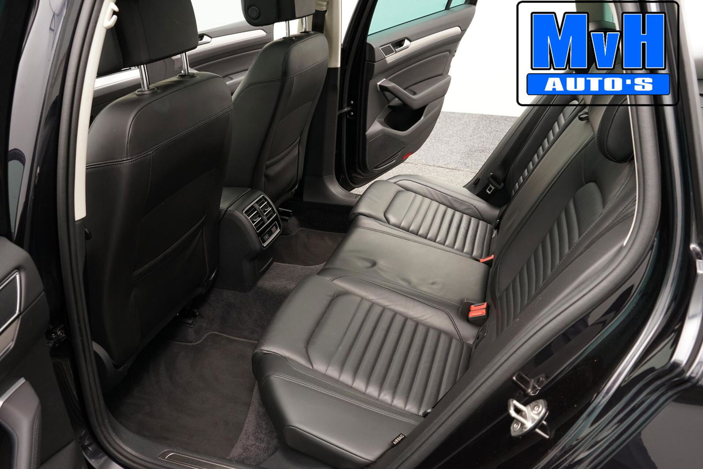 Volkswagen Passat Variant 1.4 TSI GTE|LUXE!|PANO|LED|TREKHAAK