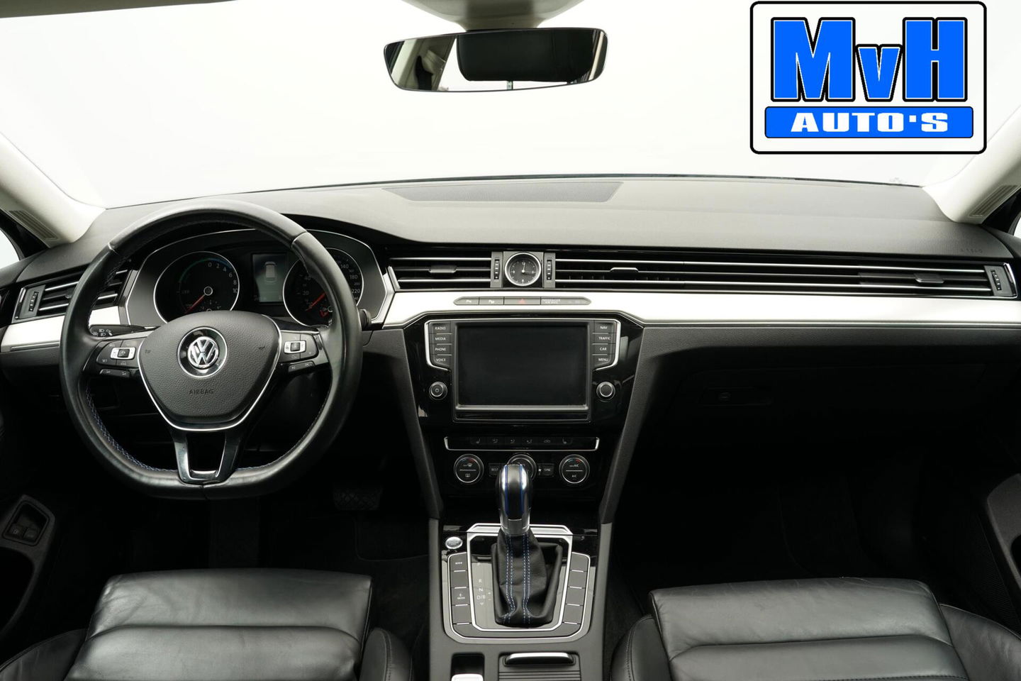 Volkswagen Passat Variant 1.4 TSI GTE|LUXE!|PANO|LED|TREKHAAK