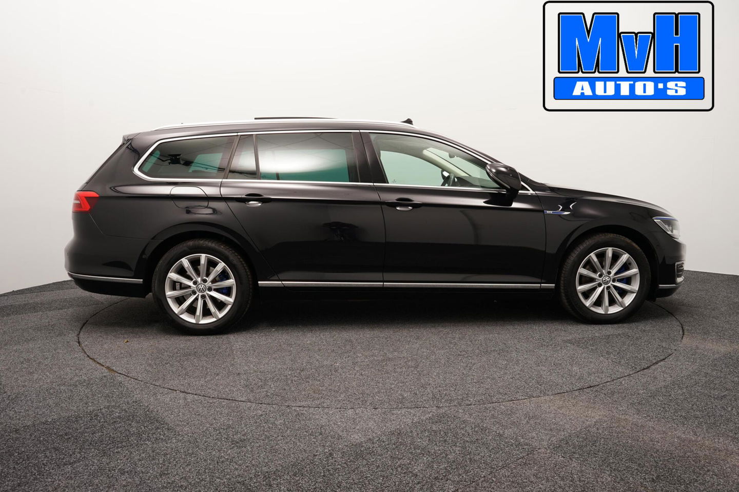 Volkswagen Passat Variant 1.4 TSI GTE|LUXE!|PANO|LED|TREKHAAK