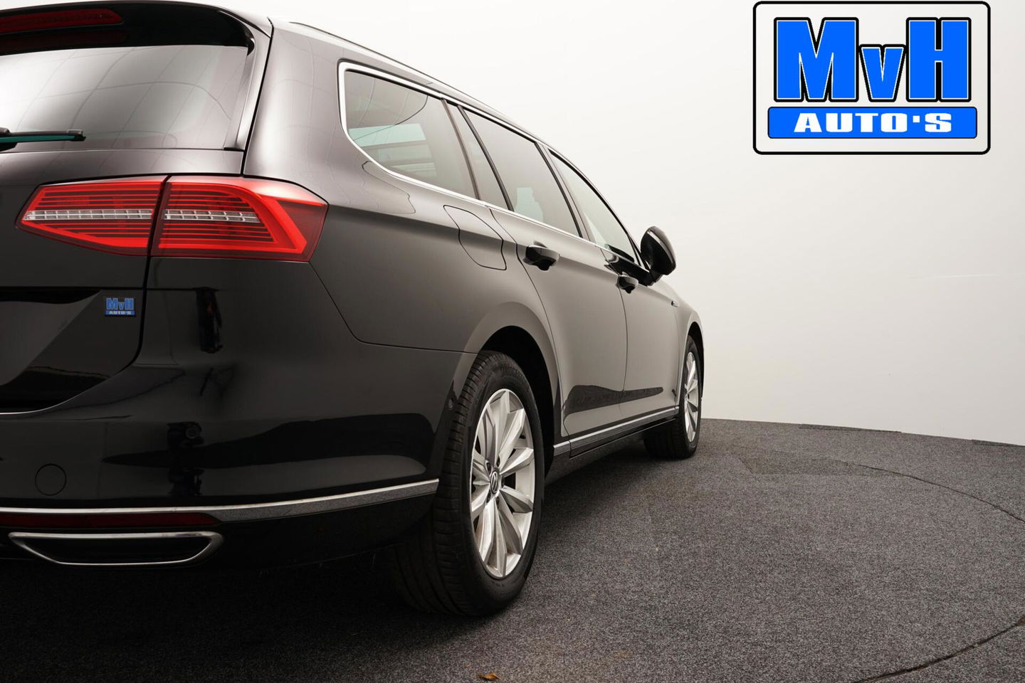 Volkswagen Passat Variant 1.4 TSI GTE|LUXE!|PANO|LED|TREKHAAK