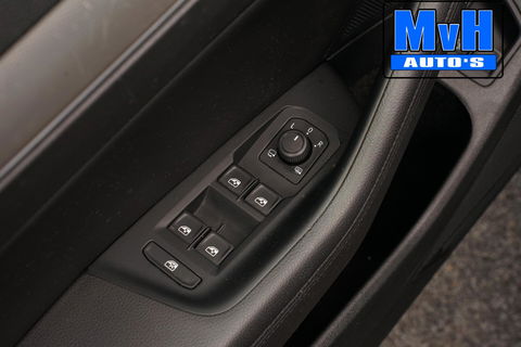 Volkswagen Passat Variant 1.4 TSI GTE|LUXE!|PANO|LED|TREKHAAK