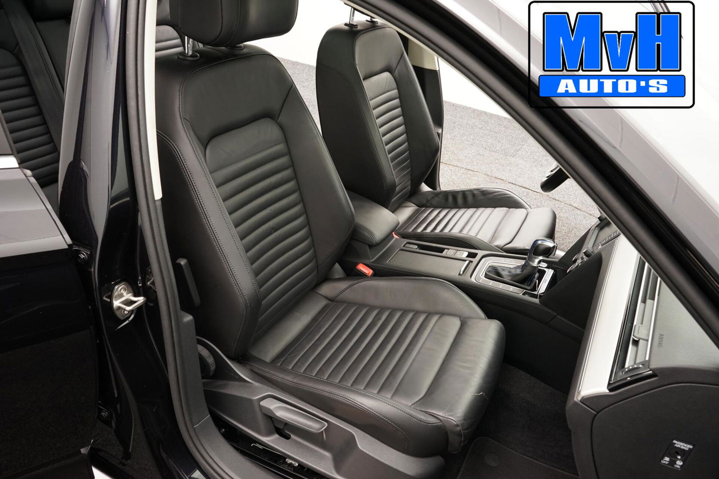 Volkswagen Passat Variant 1.4 TSI GTE|LUXE!|PANO|LED|TREKHAAK