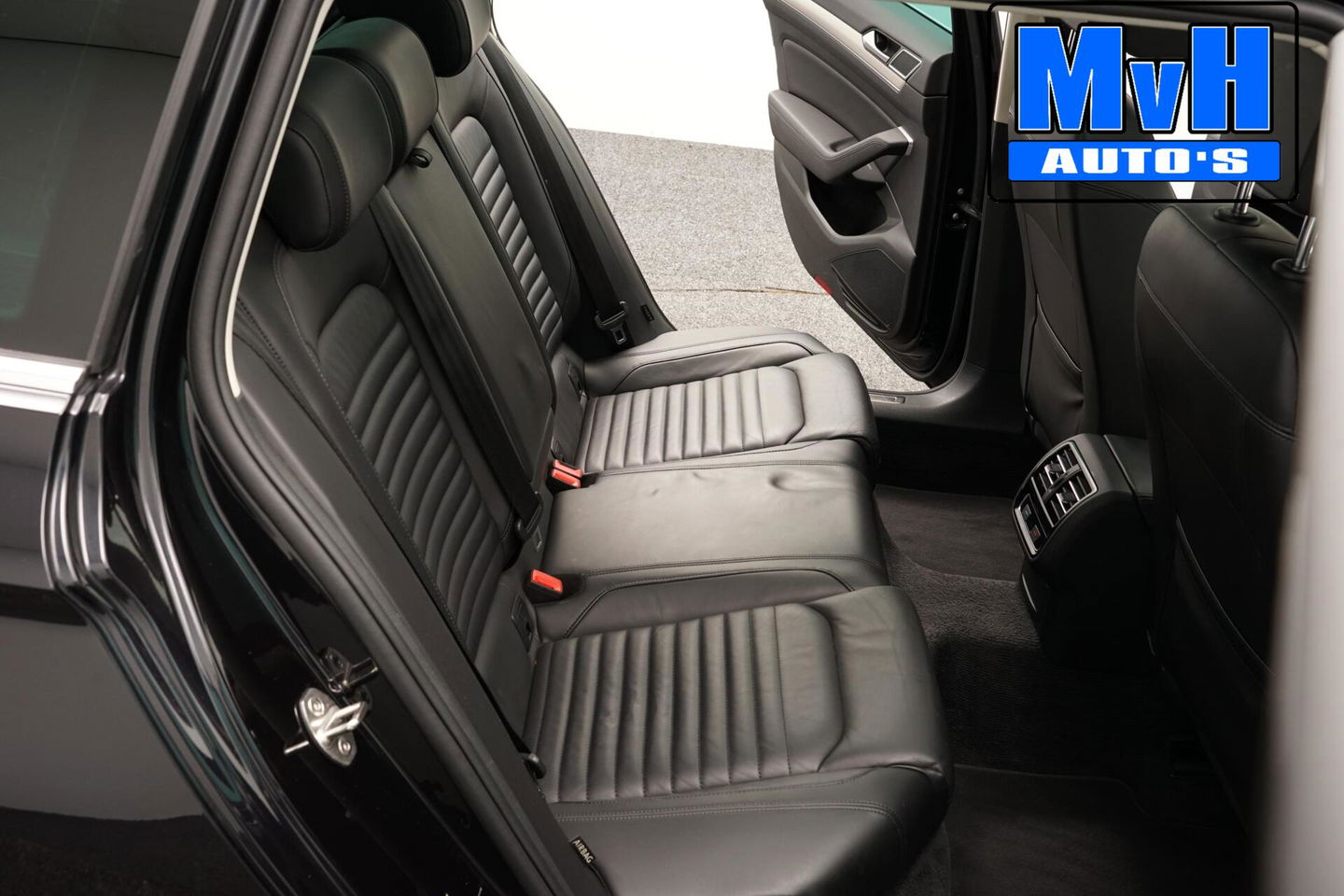Volkswagen Passat Variant 1.4 TSI GTE|LUXE!|PANO|LED|TREKHAAK