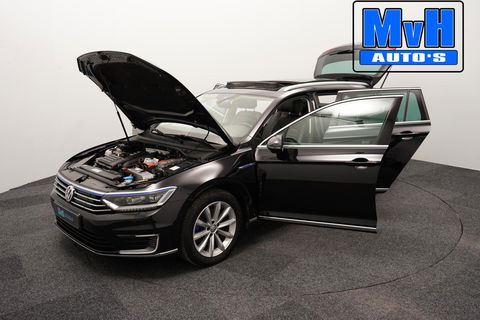 Volkswagen Passat Variant 1.4 TSI GTE|LUXE!|PANO|LED|TREKHAAK
