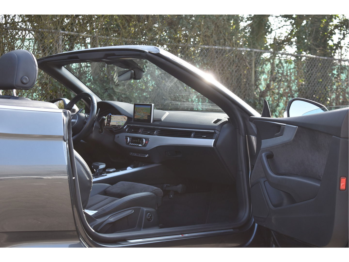 Audi A5 Cabriolet 2.0 TFSI MHEV Design Pro Line Plus 3x S-Line Elekt.haak | Stoel- & nekverwarming | Keyless | Carplay | Virtual Cockpit | Full LED | Historie