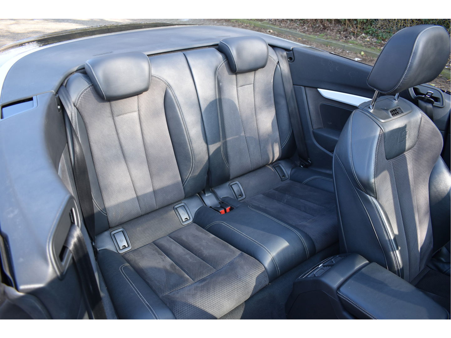 Audi A5 Cabriolet 2.0 TFSI MHEV Design Pro Line Plus 3x S-Line Elekt.haak | Stoel- & nekverwarming | Keyless | Carplay | Virtual Cockpit | Full LED | Historie