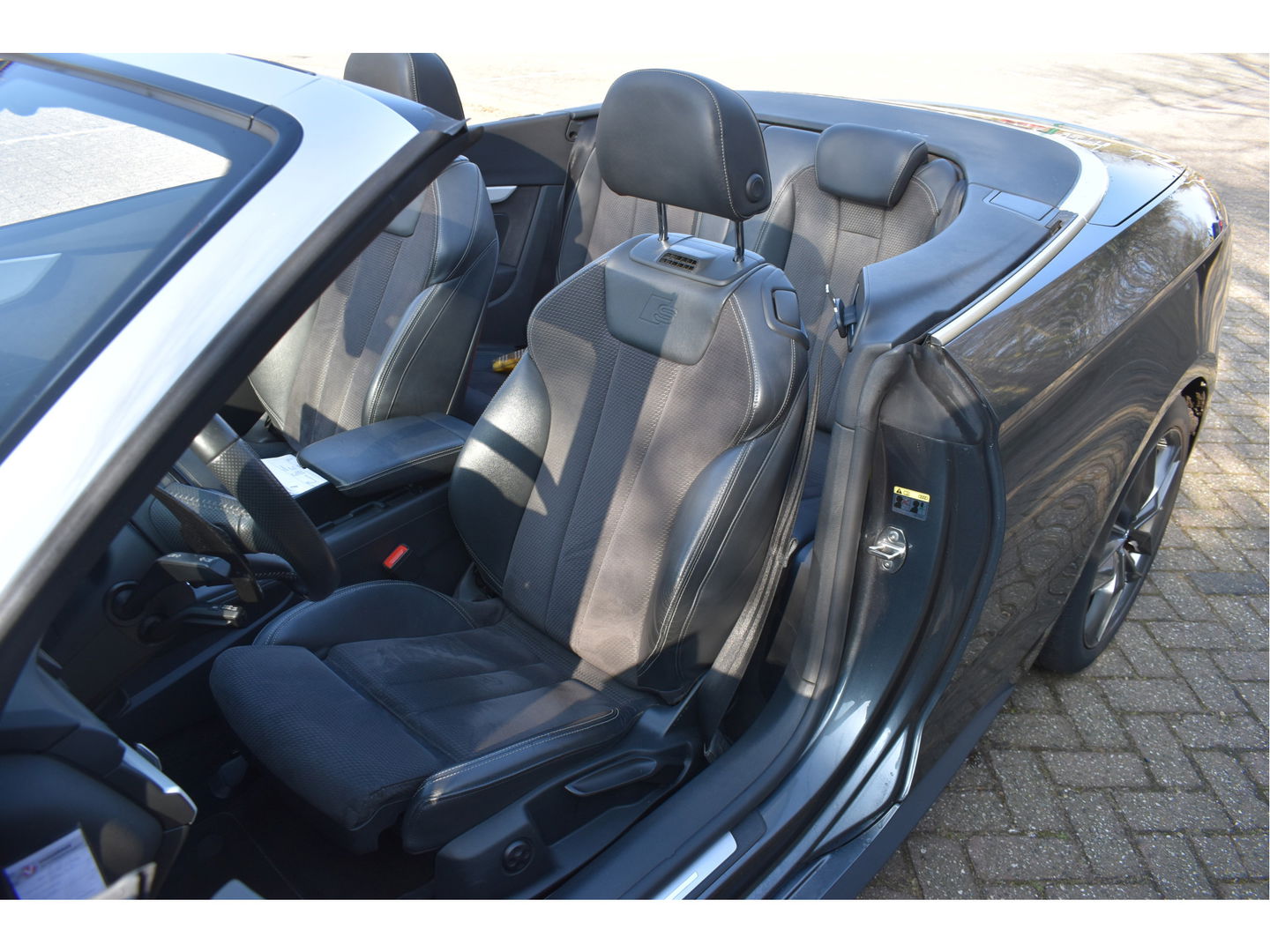 Audi A5 Cabriolet 2.0 TFSI MHEV Design Pro Line Plus 3x S-Line Elekt.haak | Stoel- & nekverwarming | Keyless | Carplay | Virtual Cockpit | Full LED | Historie