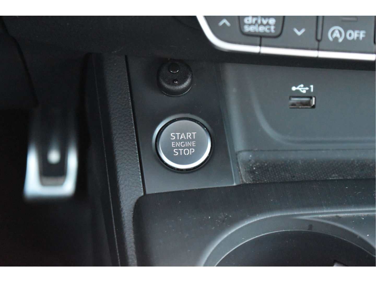 Audi A5 Cabriolet 2.0 TFSI MHEV Design Pro Line Plus 3x S-Line Elekt.haak | Stoel- & nekverwarming | Keyless | Carplay | Virtual Cockpit | Full LED | Historie