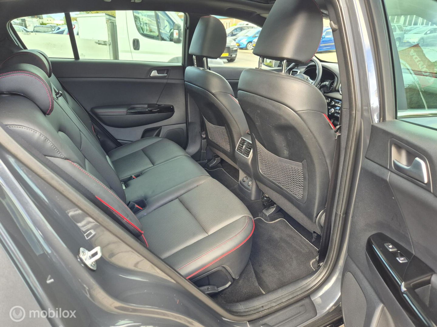 Kia Sportage 1.6 T-GDI 4WD GT-Line Automaat, Pano, Leer, LED