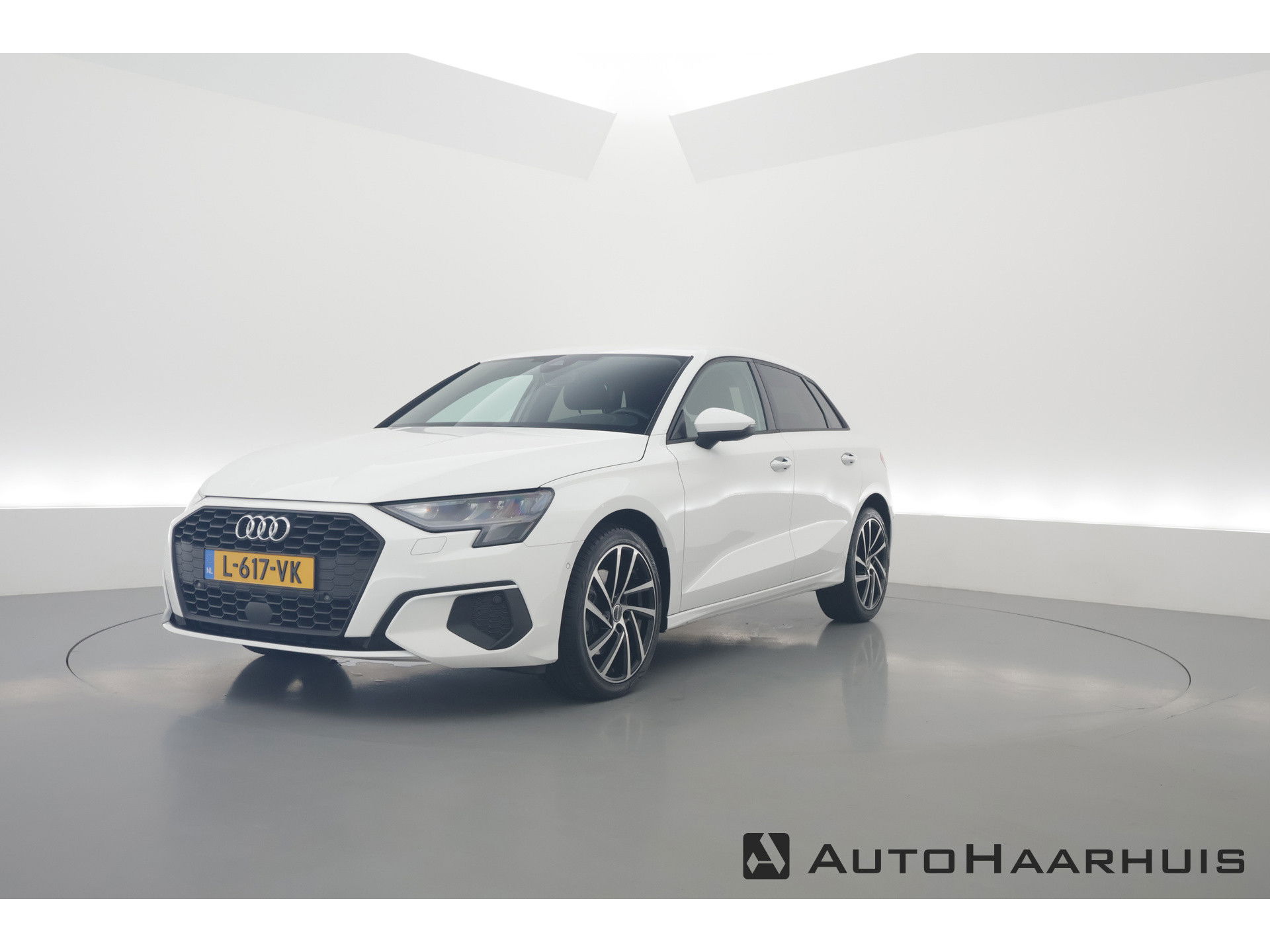 Audi A3 Sportback 30 TFSI Pro Line | facelift model | Camera | Keyless | Stoelverw. | Cruise | 18''