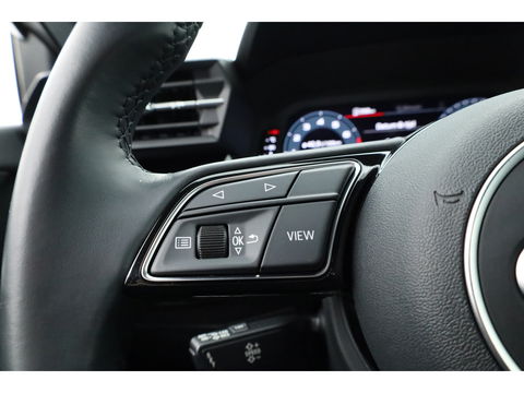 Audi A3 Sportback 30 TFSI Pro Line | facelift model | Camera | Keyless | Stoelverw. | Cruise | 18''