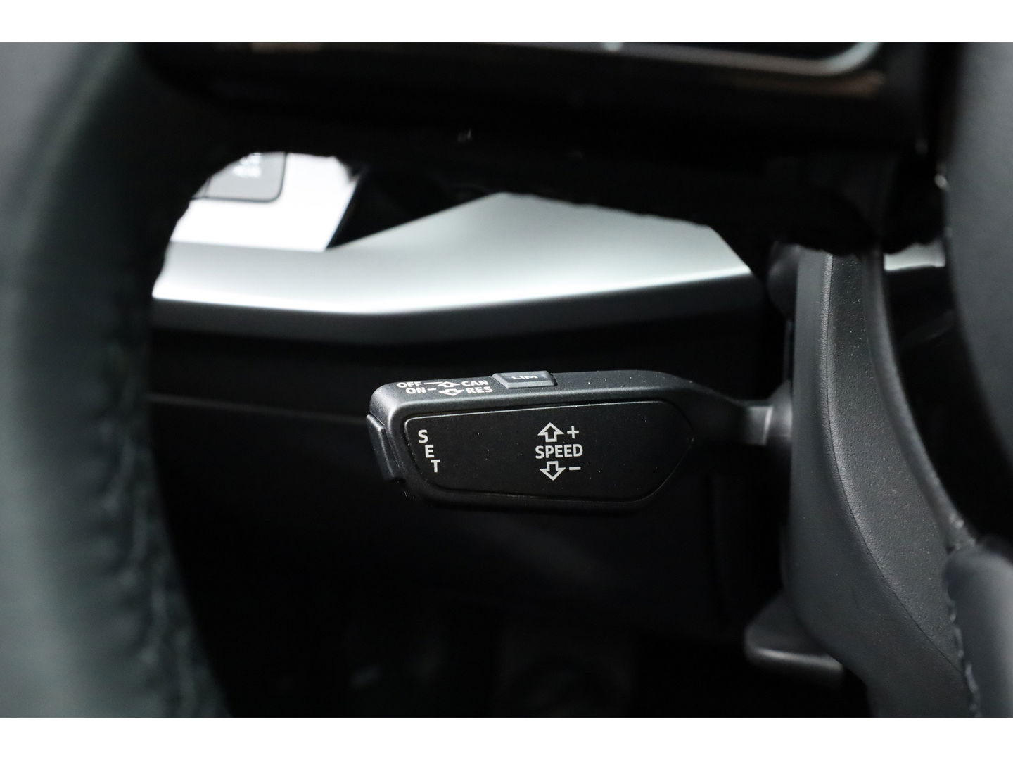 Audi A3 Sportback 30 TFSI Pro Line | facelift model | Camera | Keyless | Stoelverw. | Cruise | 18''