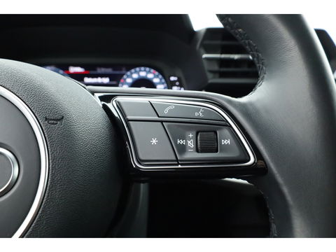 Audi A3 Sportback 30 TFSI Pro Line | facelift model | Camera | Keyless | Stoelverw. | Cruise | 18''