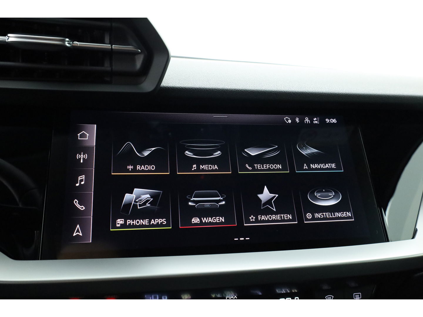 Audi A3 Sportback 30 TFSI Pro Line | facelift model | Camera | Keyless | Stoelverw. | Cruise | 18''