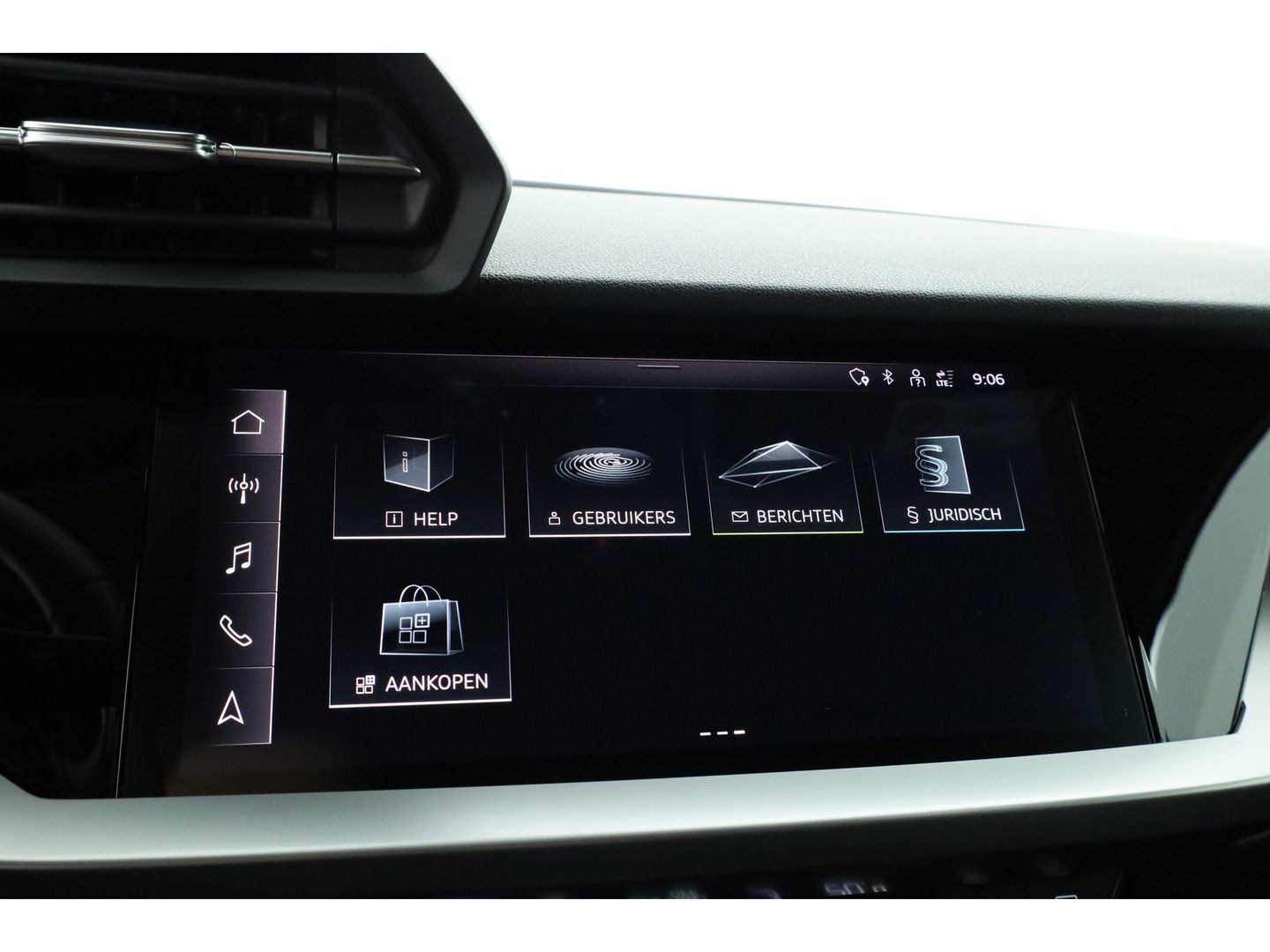 Audi A3 Sportback 30 TFSI Pro Line | facelift model | Camera | Keyless | Stoelverw. | Cruise | 18''