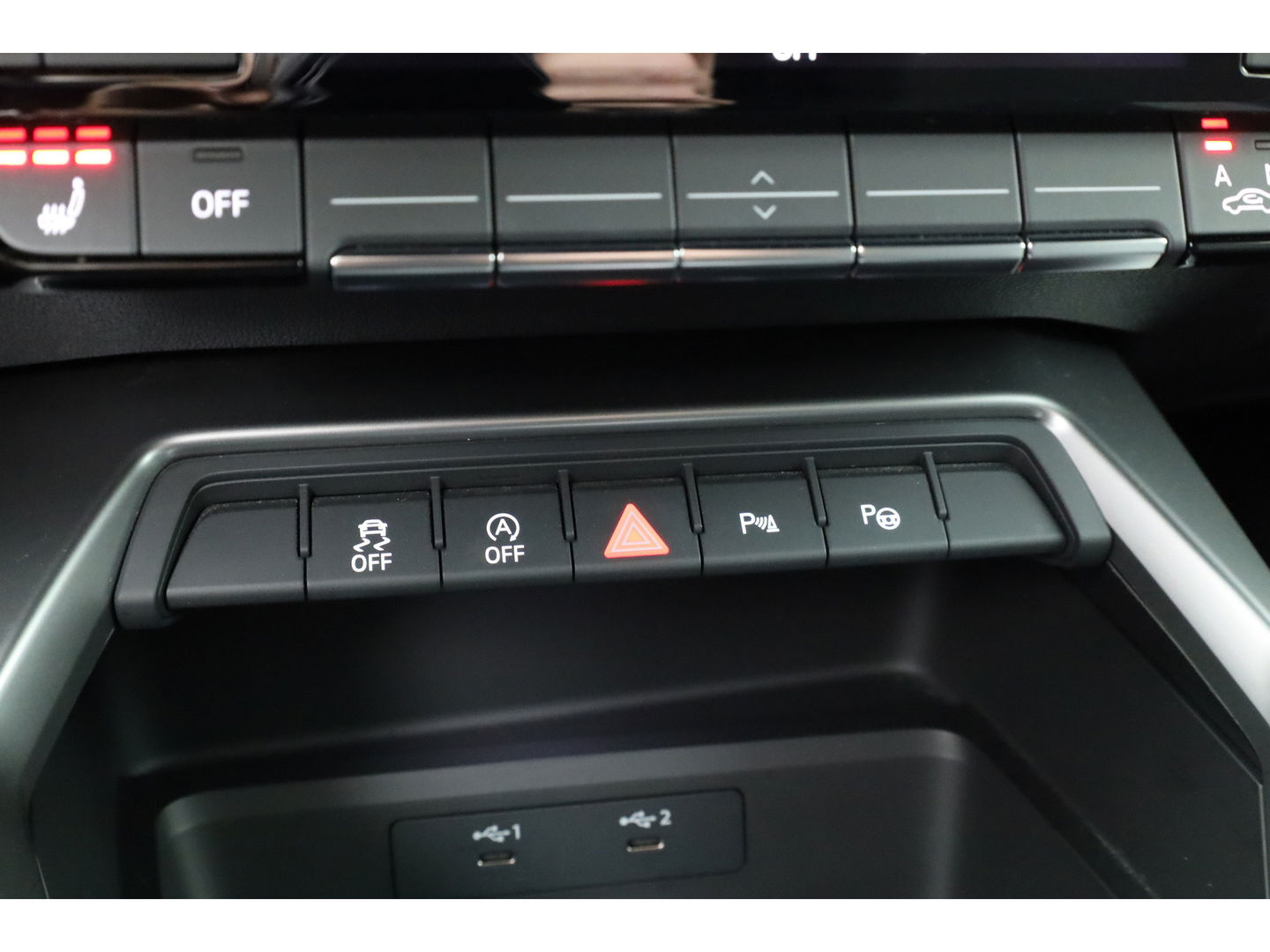 Audi A3 Sportback 30 TFSI Pro Line | facelift model | Camera | Keyless | Stoelverw. | Cruise | 18''