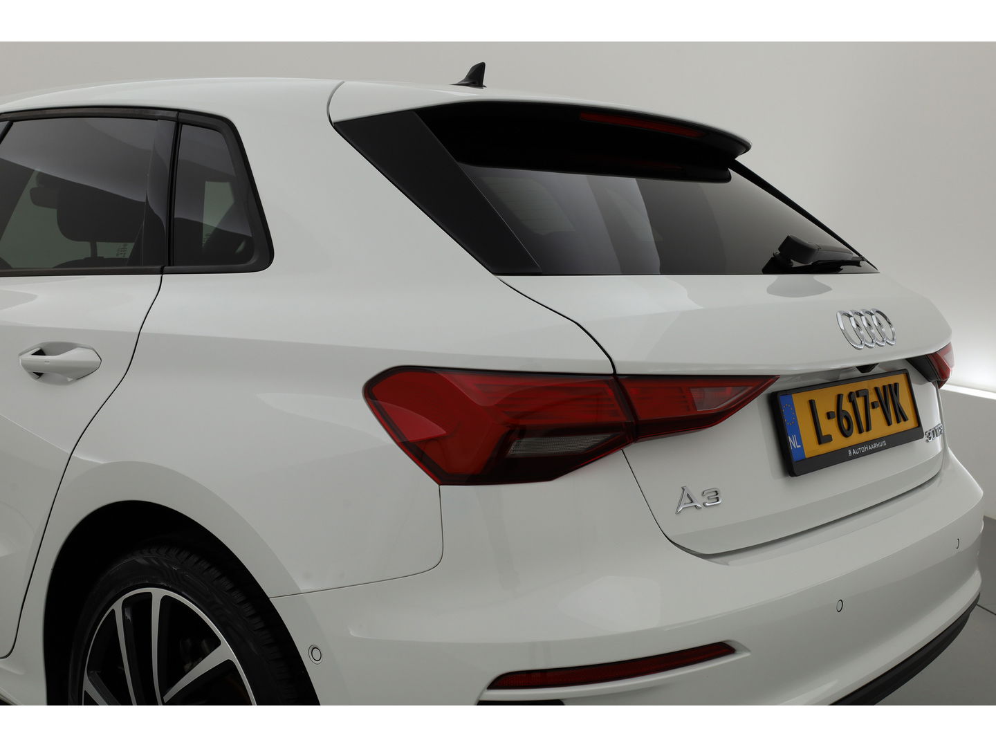 Audi A3 Sportback 30 TFSI Pro Line | facelift model | Camera | Keyless | Stoelverw. | Cruise | 18''