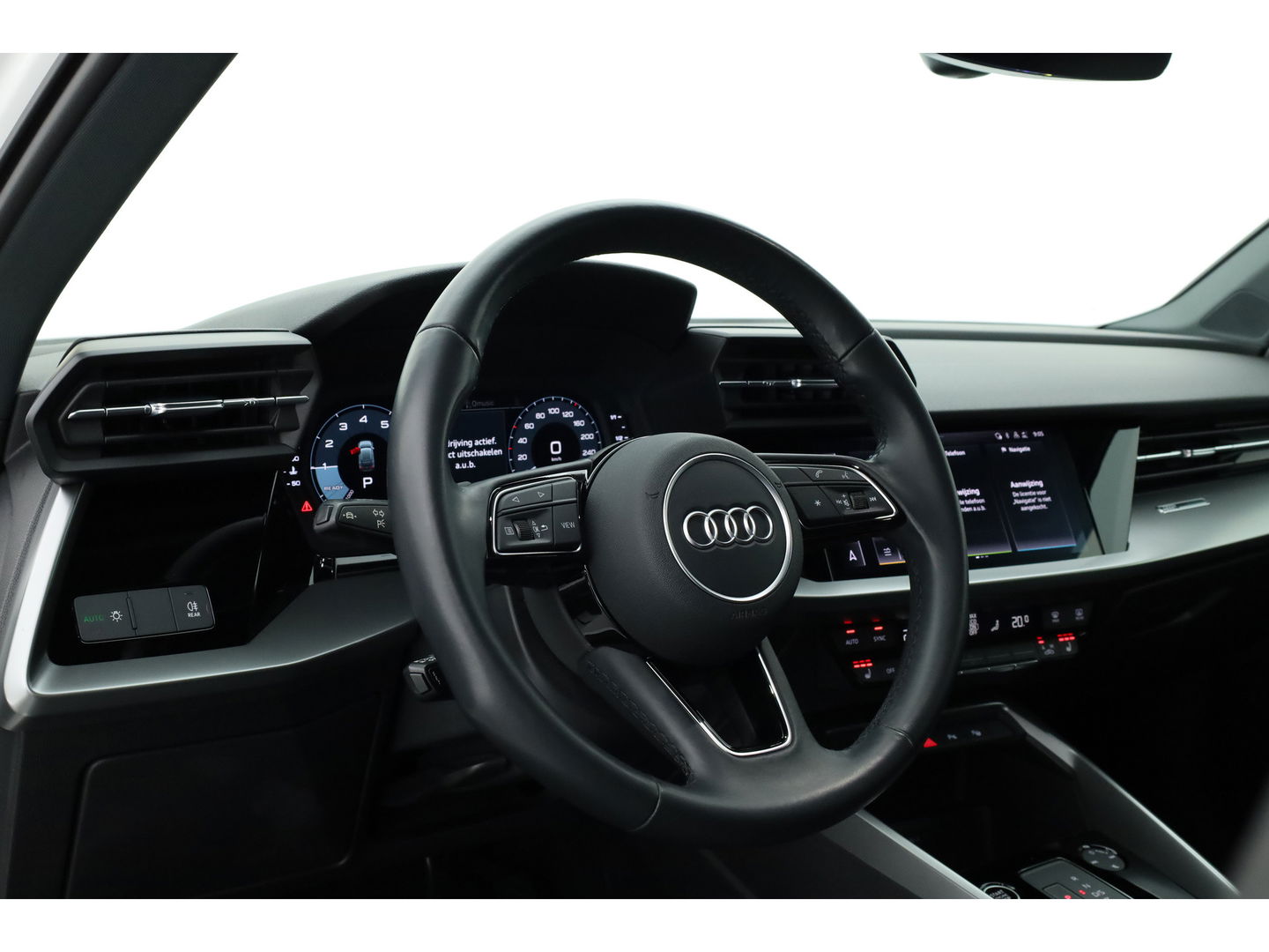 Audi A3 Sportback 30 TFSI Pro Line | facelift model | Camera | Keyless | Stoelverw. | Cruise | 18''