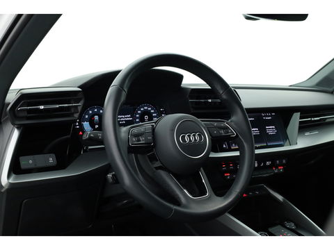 Audi A3 Sportback 30 TFSI Pro Line | facelift model | Camera | Keyless | Stoelverw. | Cruise | 18''